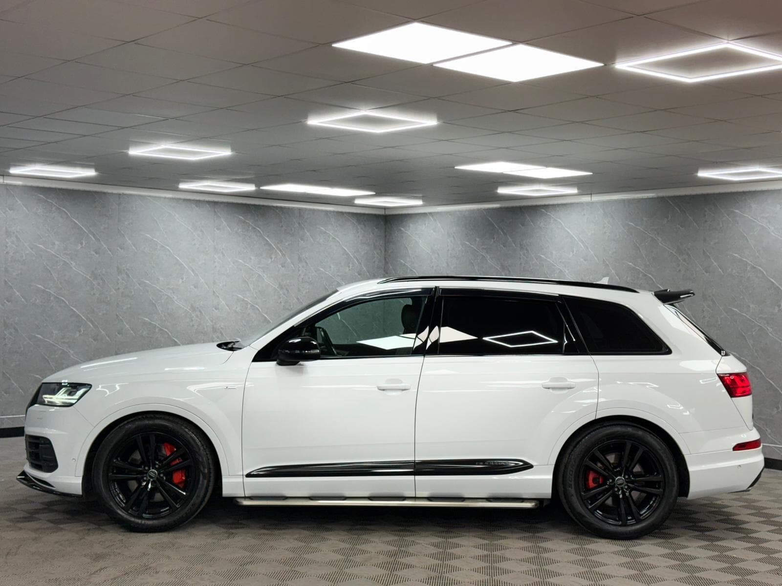 2017 Audi Q7 - Thumbnail 26