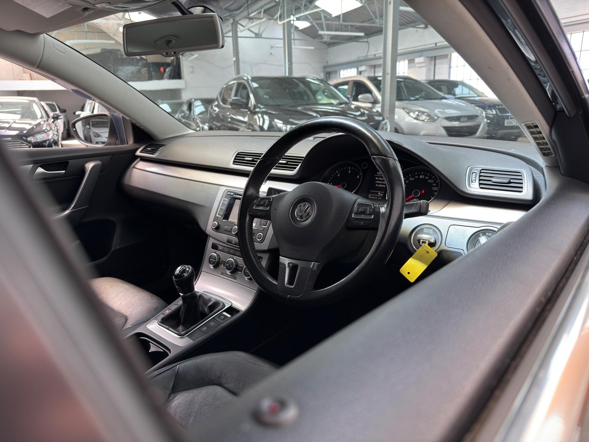 2014 Volkswagen Passat - Thumbnail 11