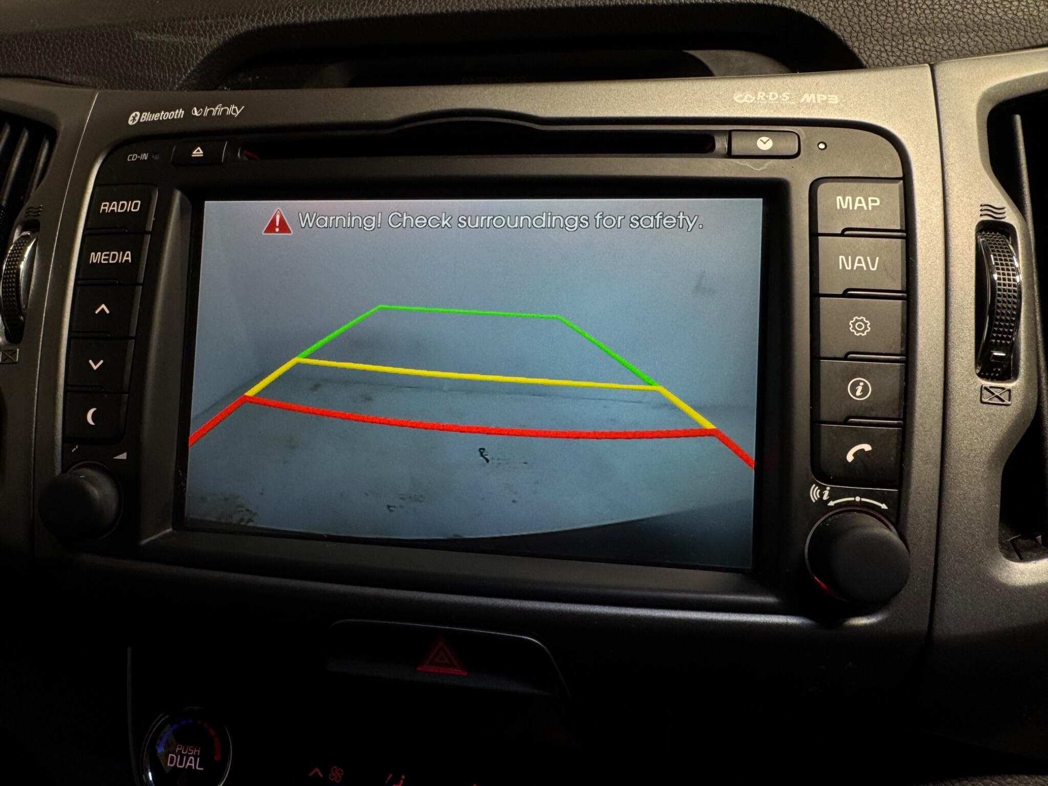 2015 Kia Sportage - Thumbnail 17