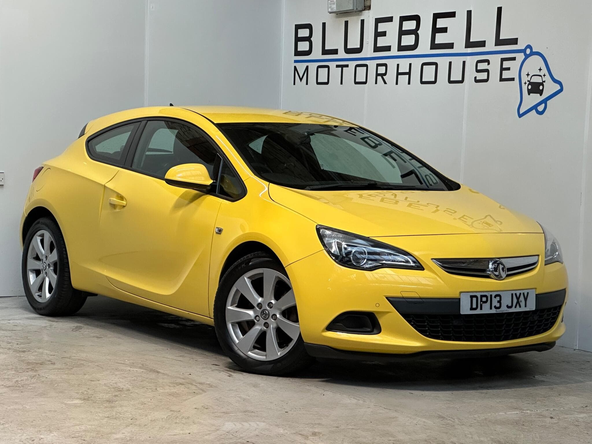 2013 Vauxhall Astra GTC - Image 1