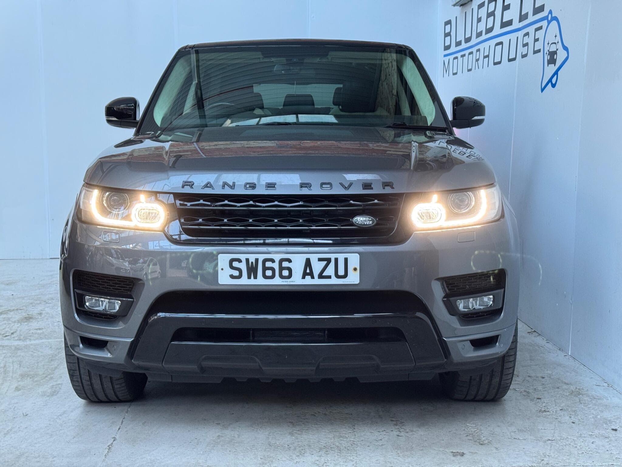 2016 Land Rover Range Rover Sport - Image 2