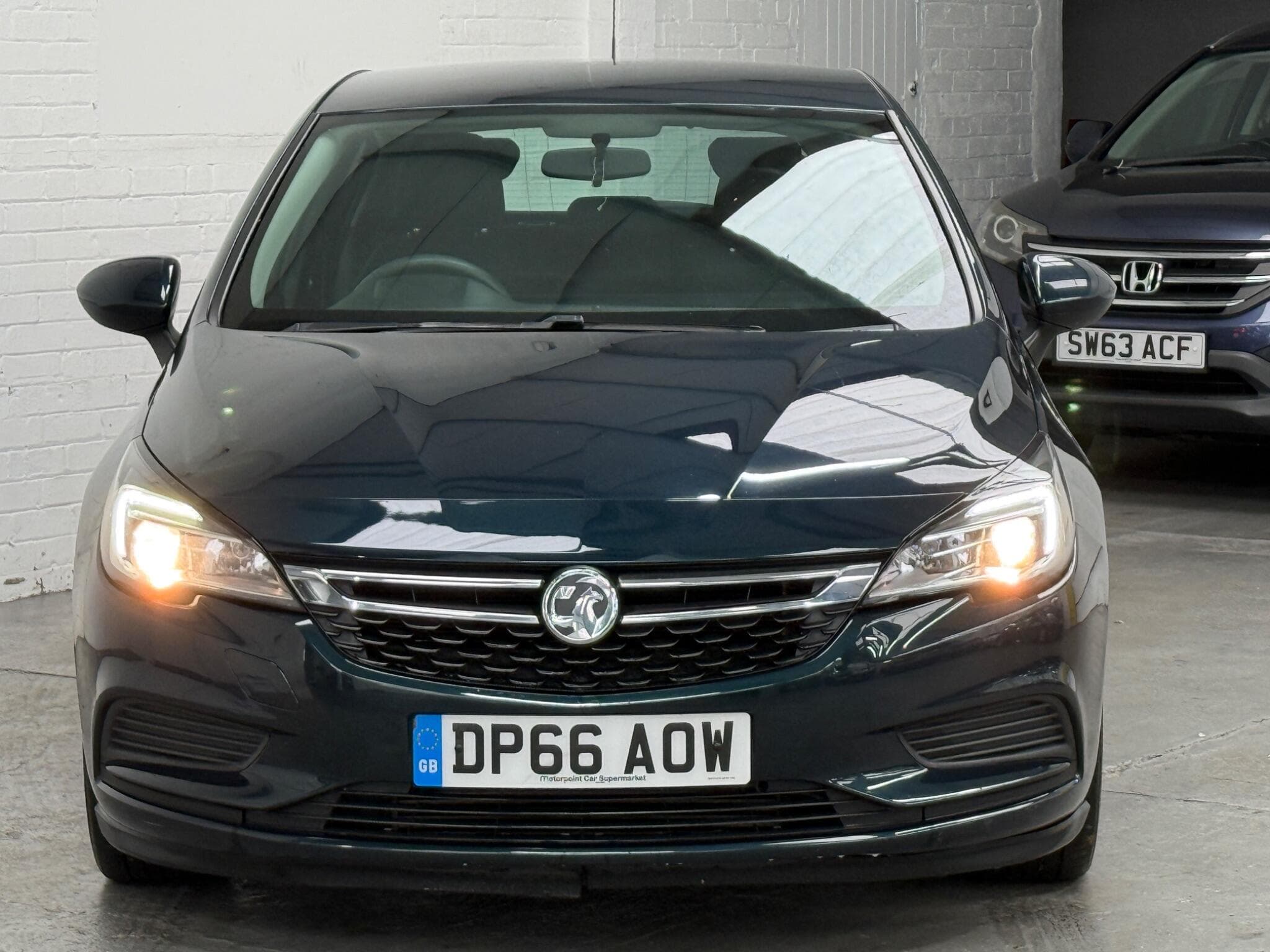 2016 Vauxhall Astra - Thumbnail 5