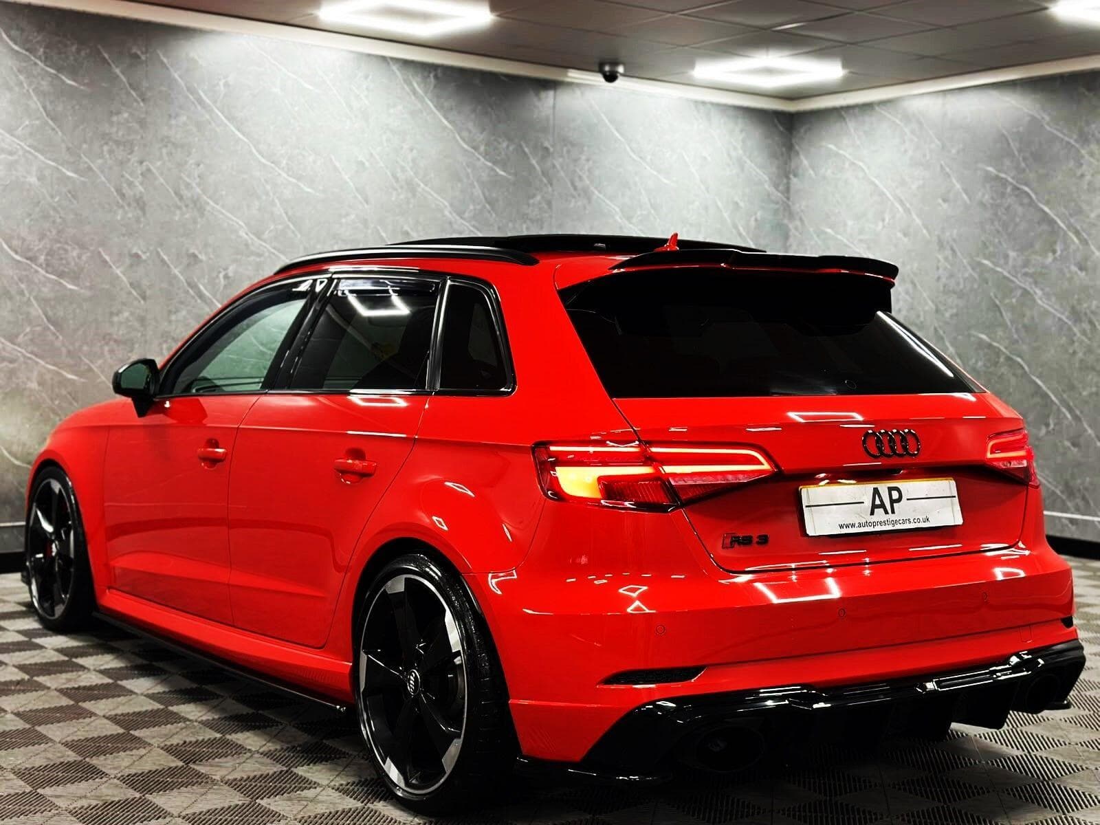 2018 Audi RS3 - Thumbnail 23
