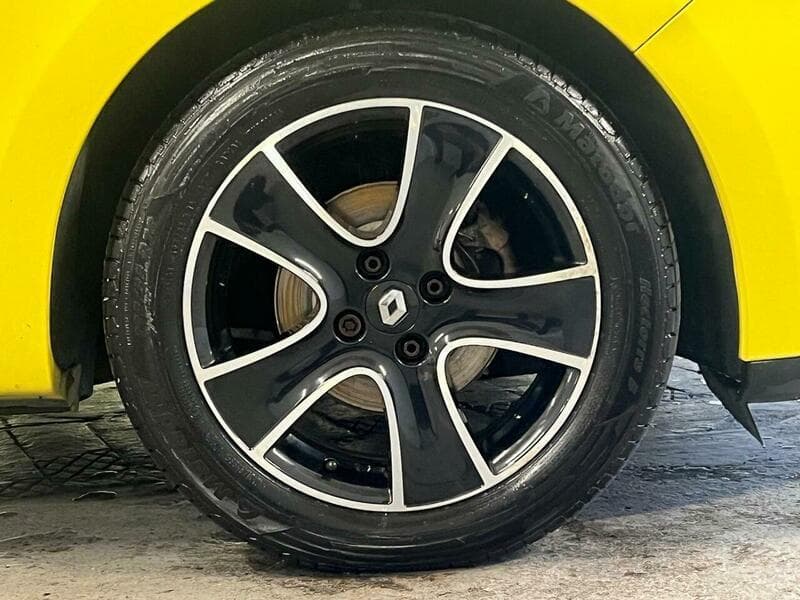 2013 Renault Clio - Thumbnail 18