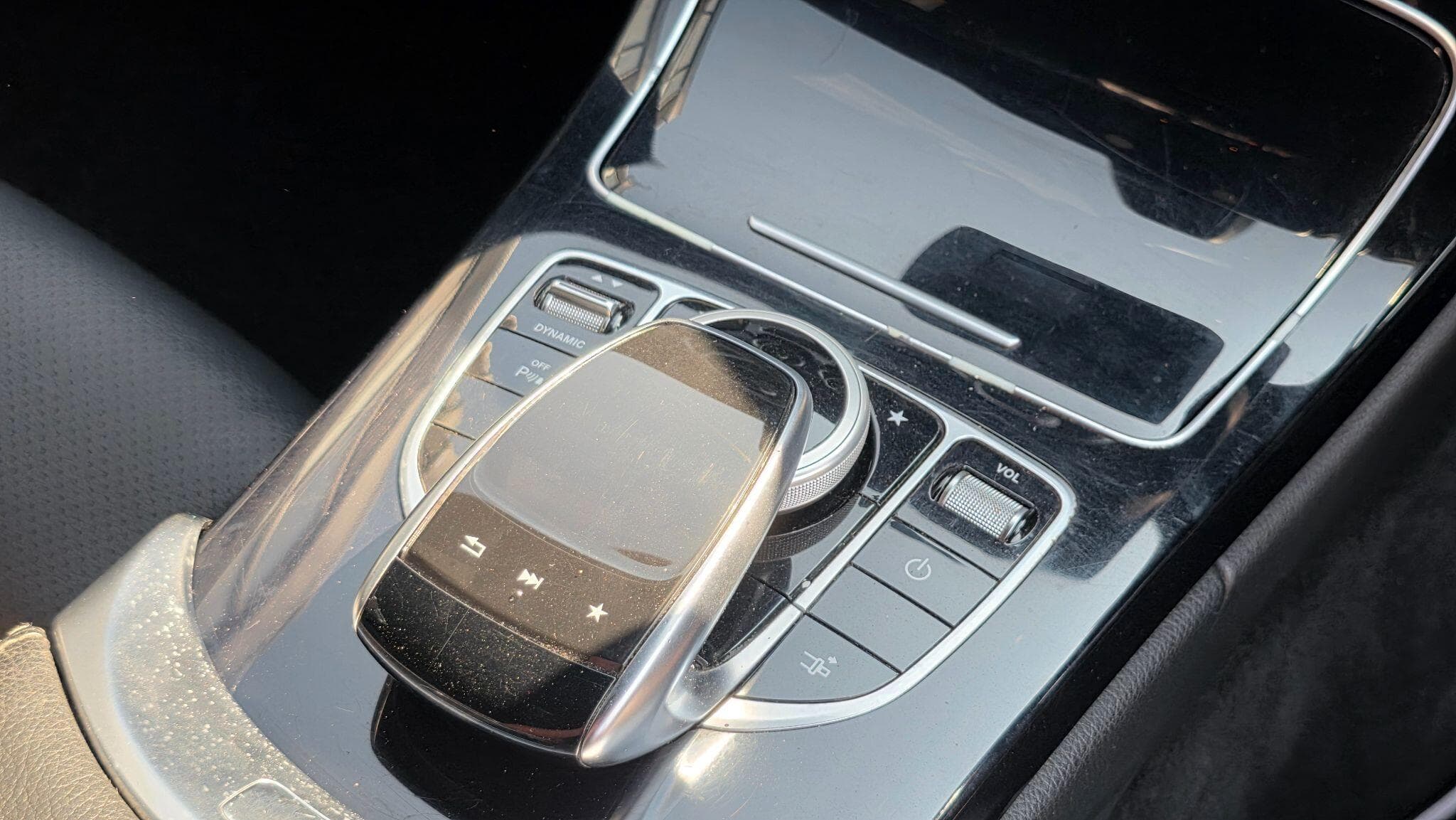 2016 Mercedes-Benz C Class - Thumbnail 18