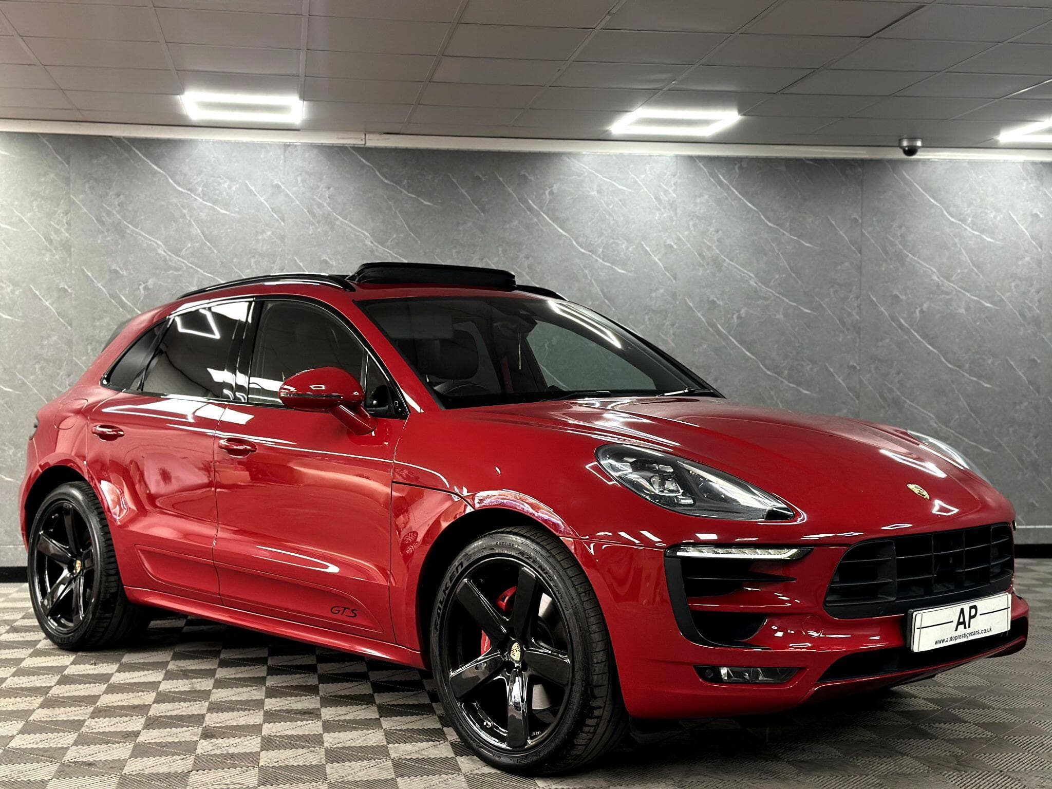 2016 Porsche Macan - Thumbnail 22