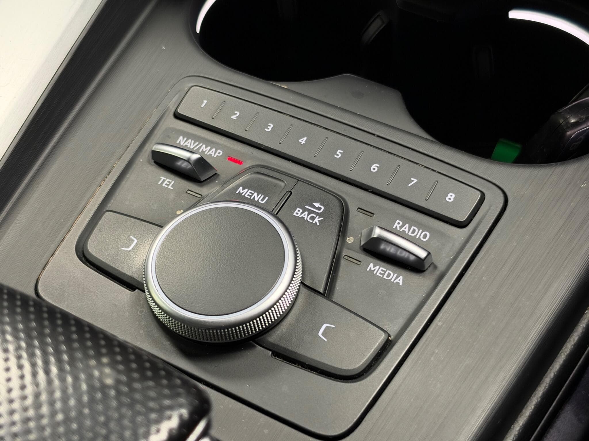 2016 Audi A4 - Thumbnail 34