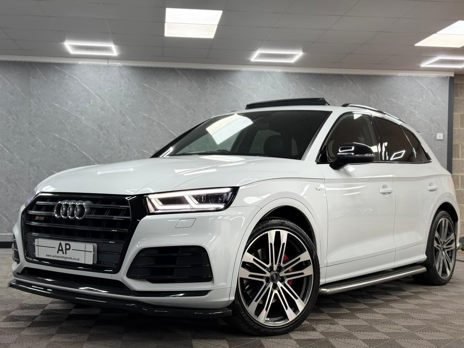 2018 Audi SQ5 - Thumbnail 12