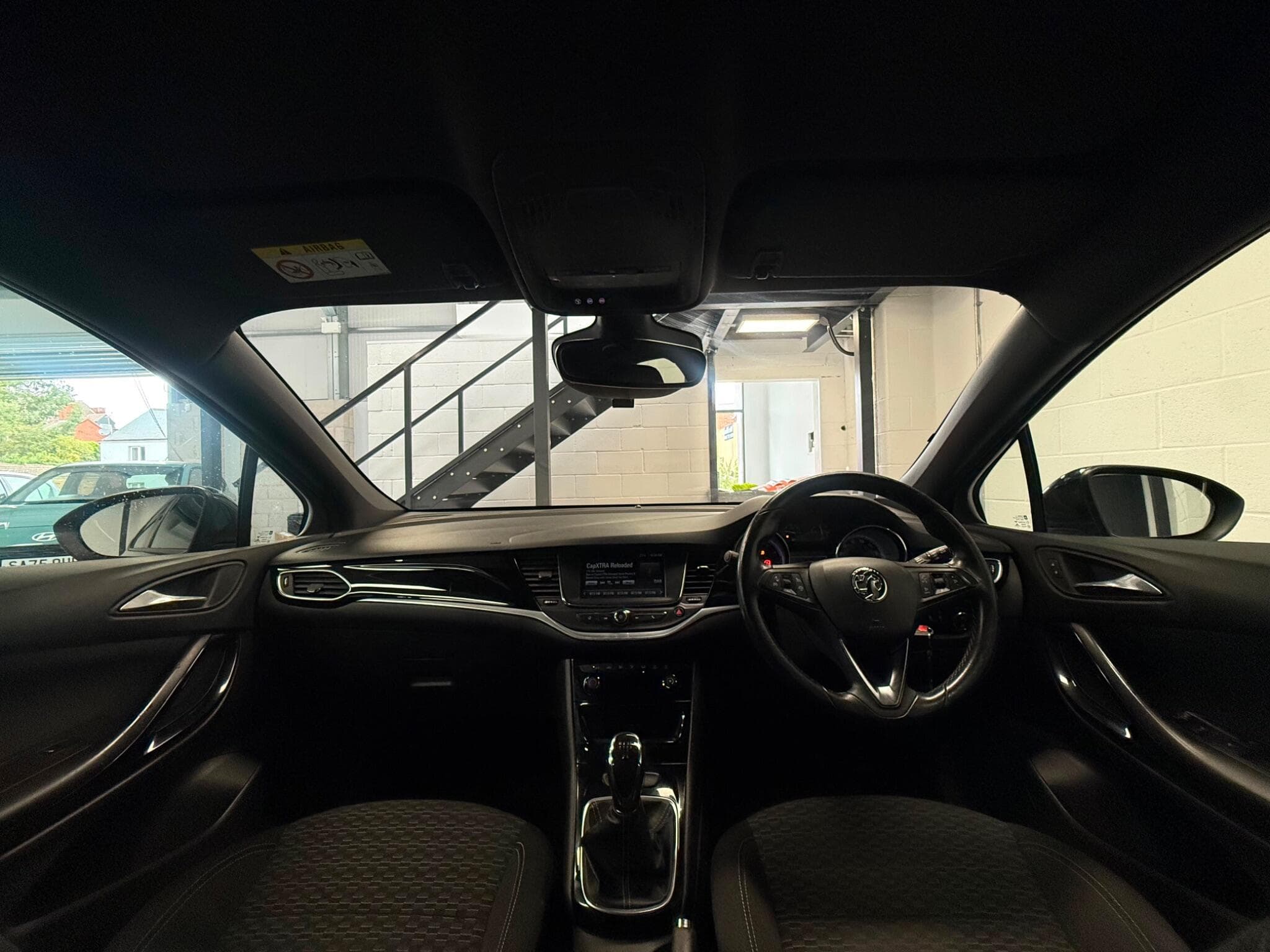2016 Vauxhall Astra - Thumbnail 15