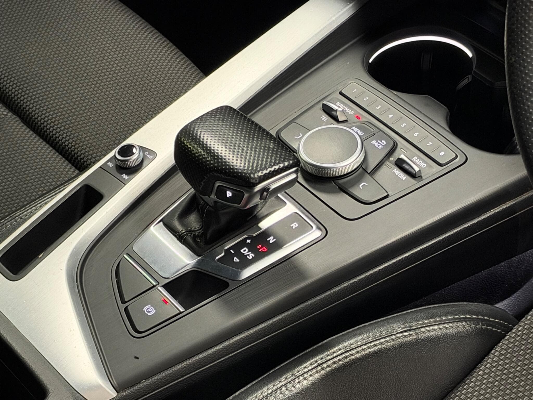 2016 Audi A4 - Thumbnail 22