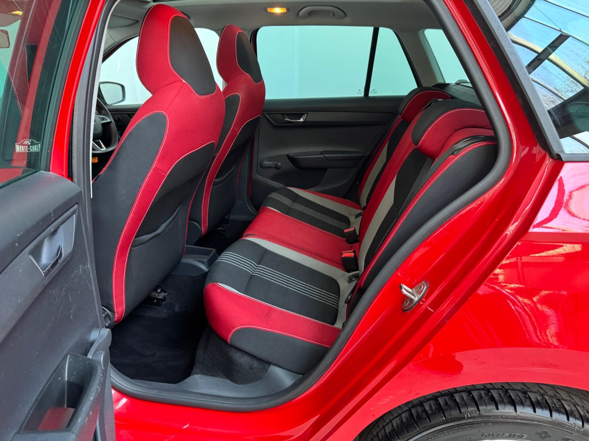 2015 Skoda Fabia - Thumbnail 11