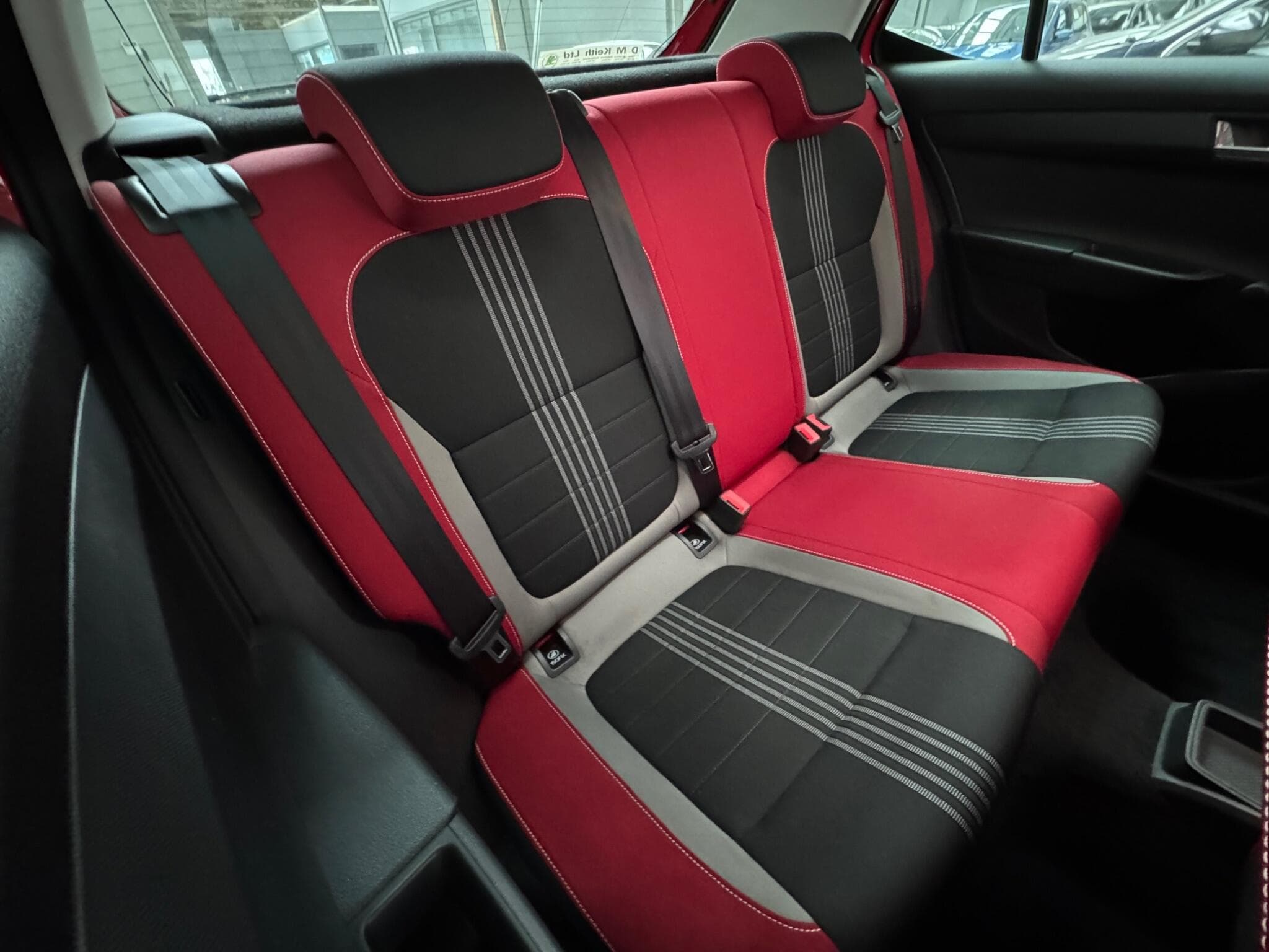 2015 Skoda Fabia - Thumbnail 11