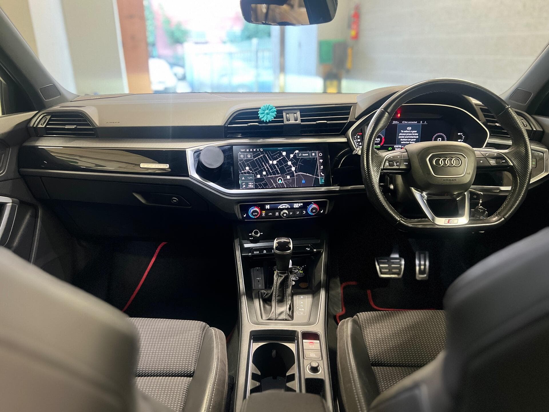 2021 Audi Q3 - Thumbnail 53