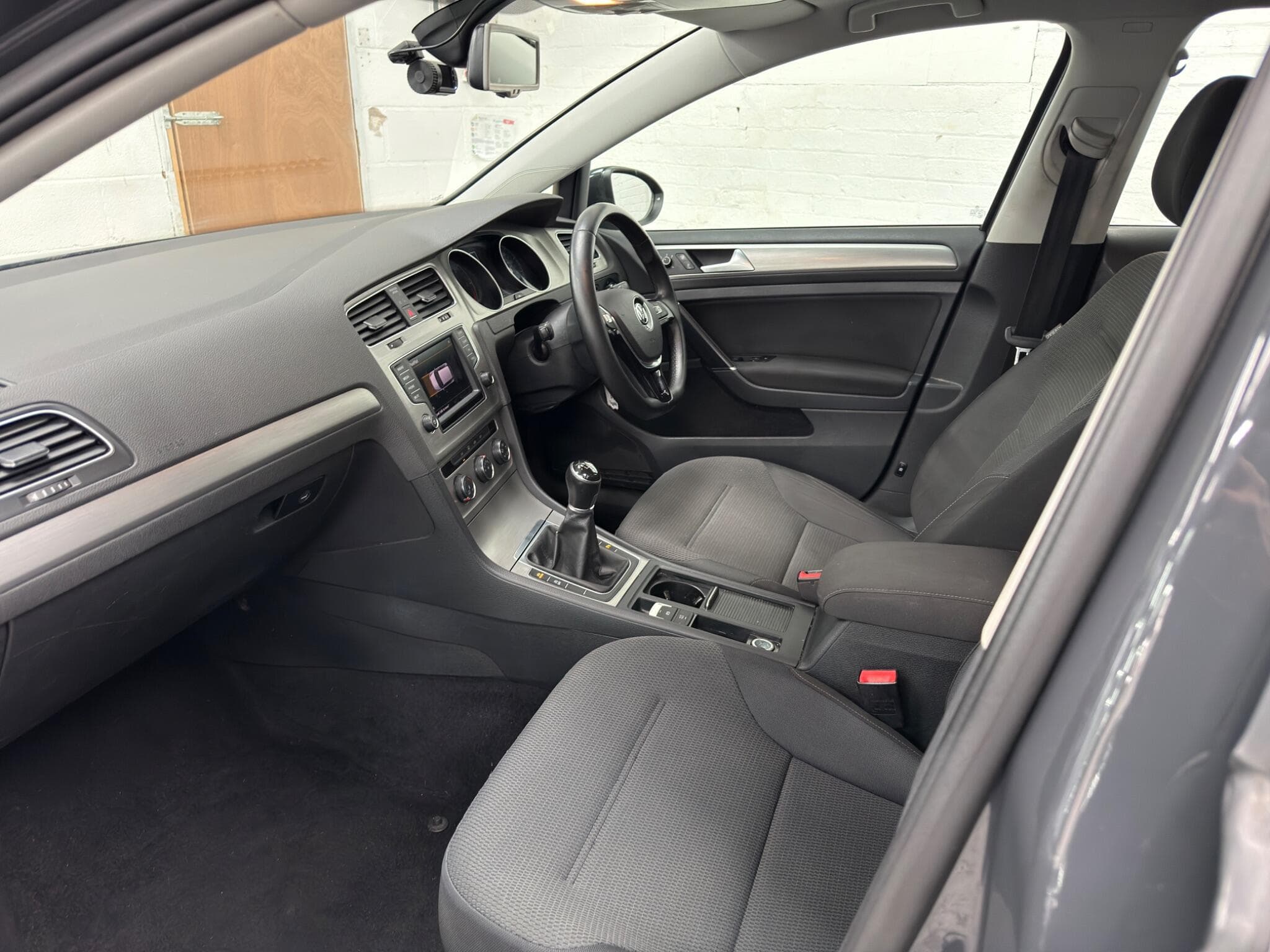 2015 Volkswagen Golf - Thumbnail 19