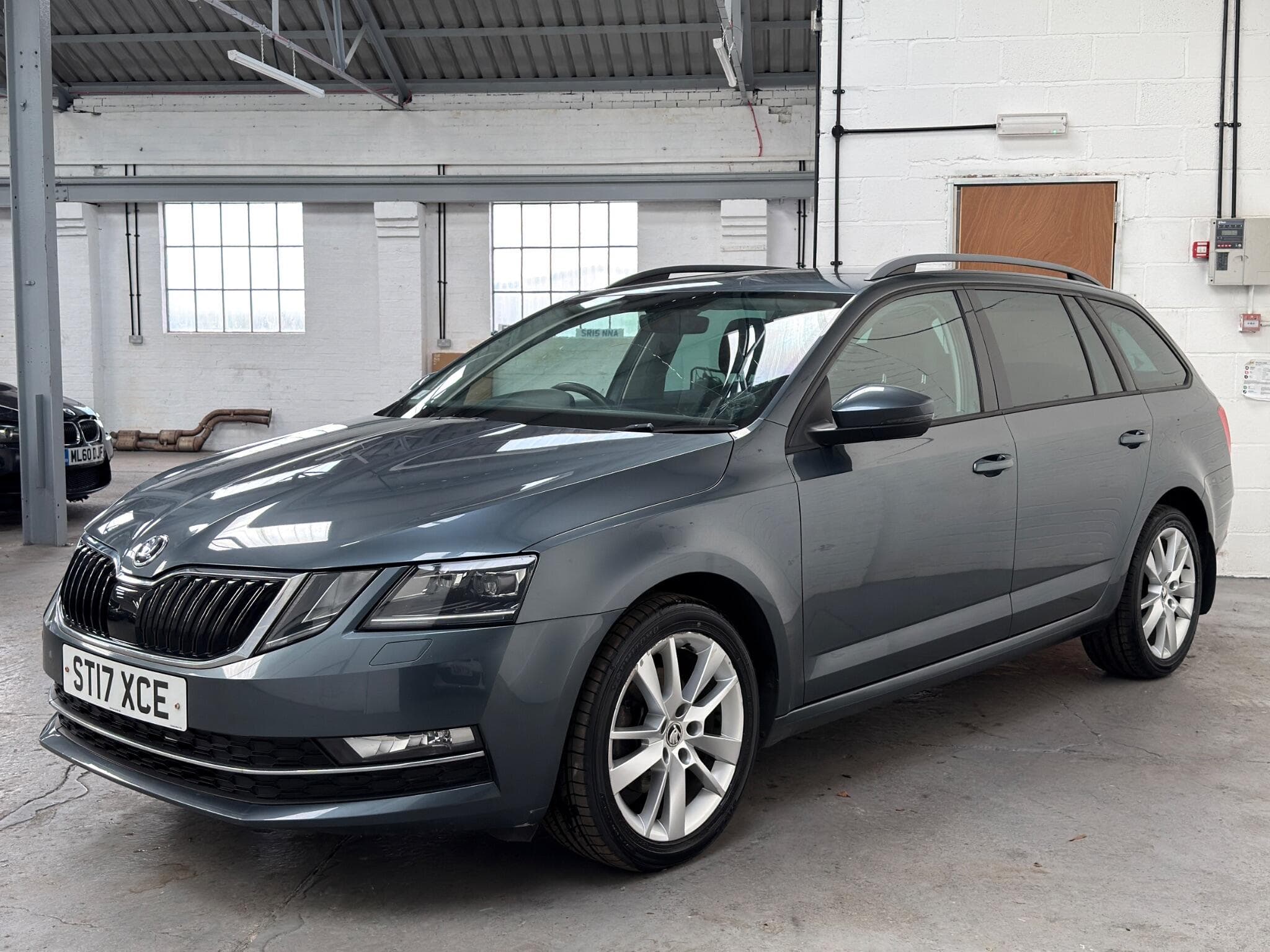 2017 Skoda Octavia - Image 3