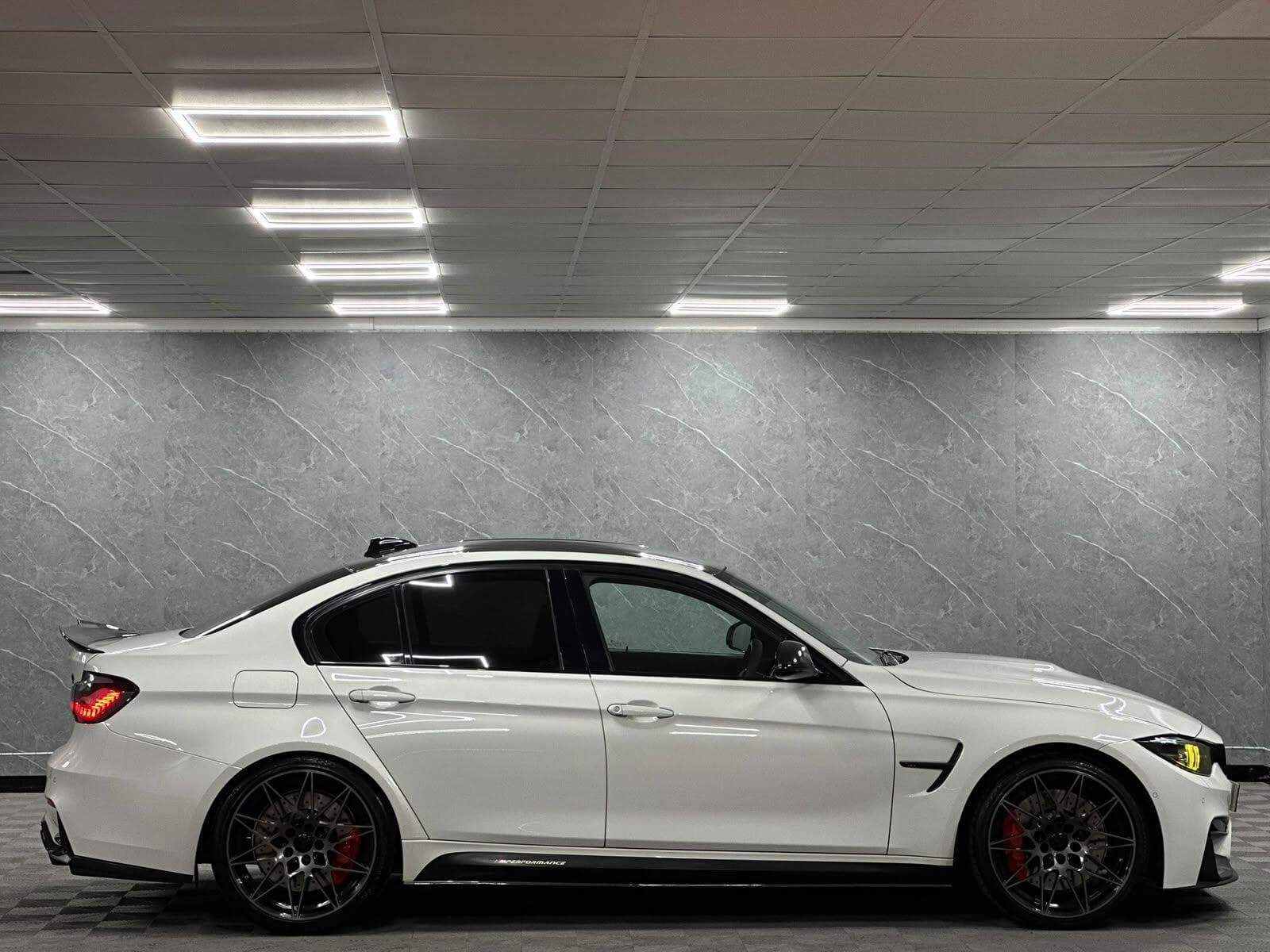 2018 BMW M3 - Thumbnail 5