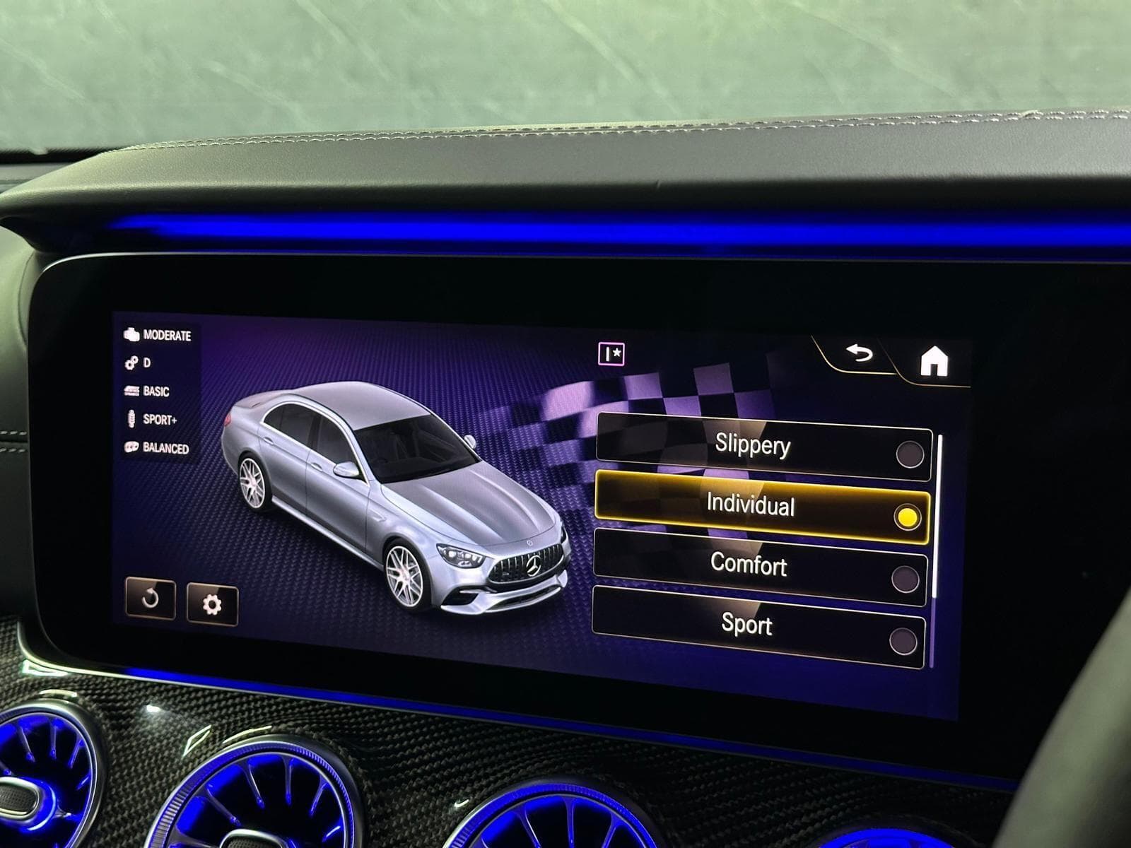 2020 Mercedes-Benz E Class - Thumbnail 35