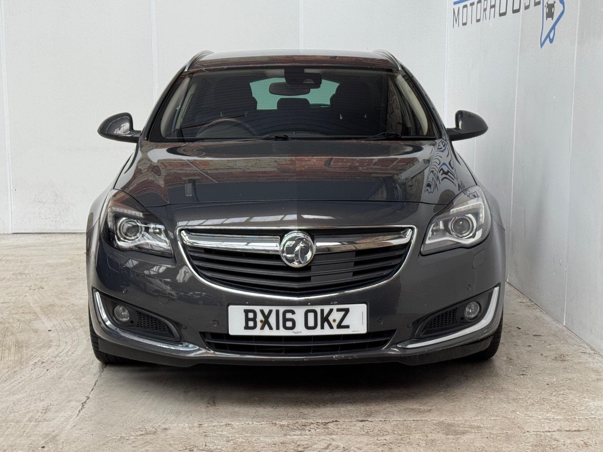 2016 Vauxhall Insignia - Thumbnail 2