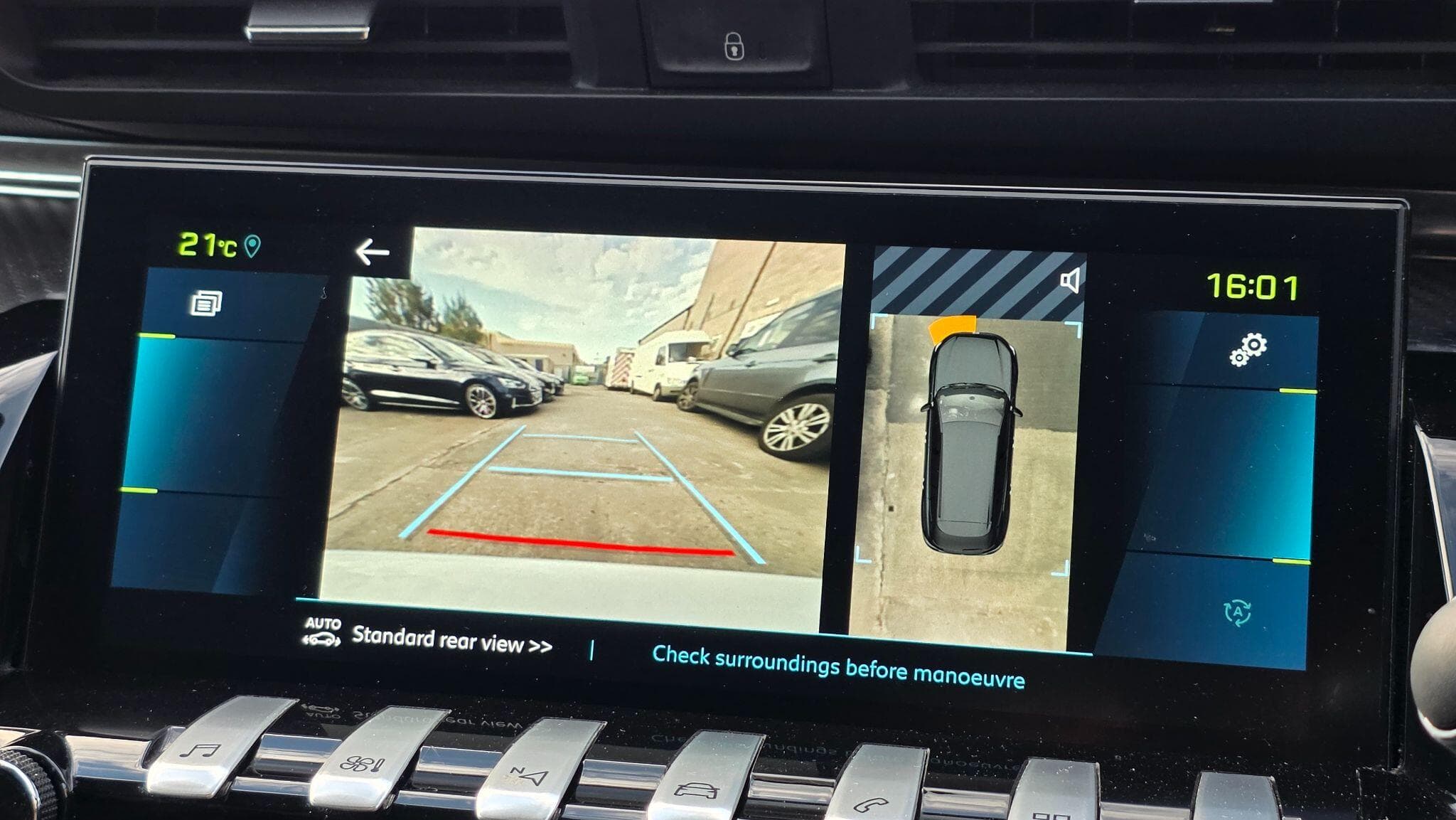 2023 Peugeot 508 SW - Thumbnail 22