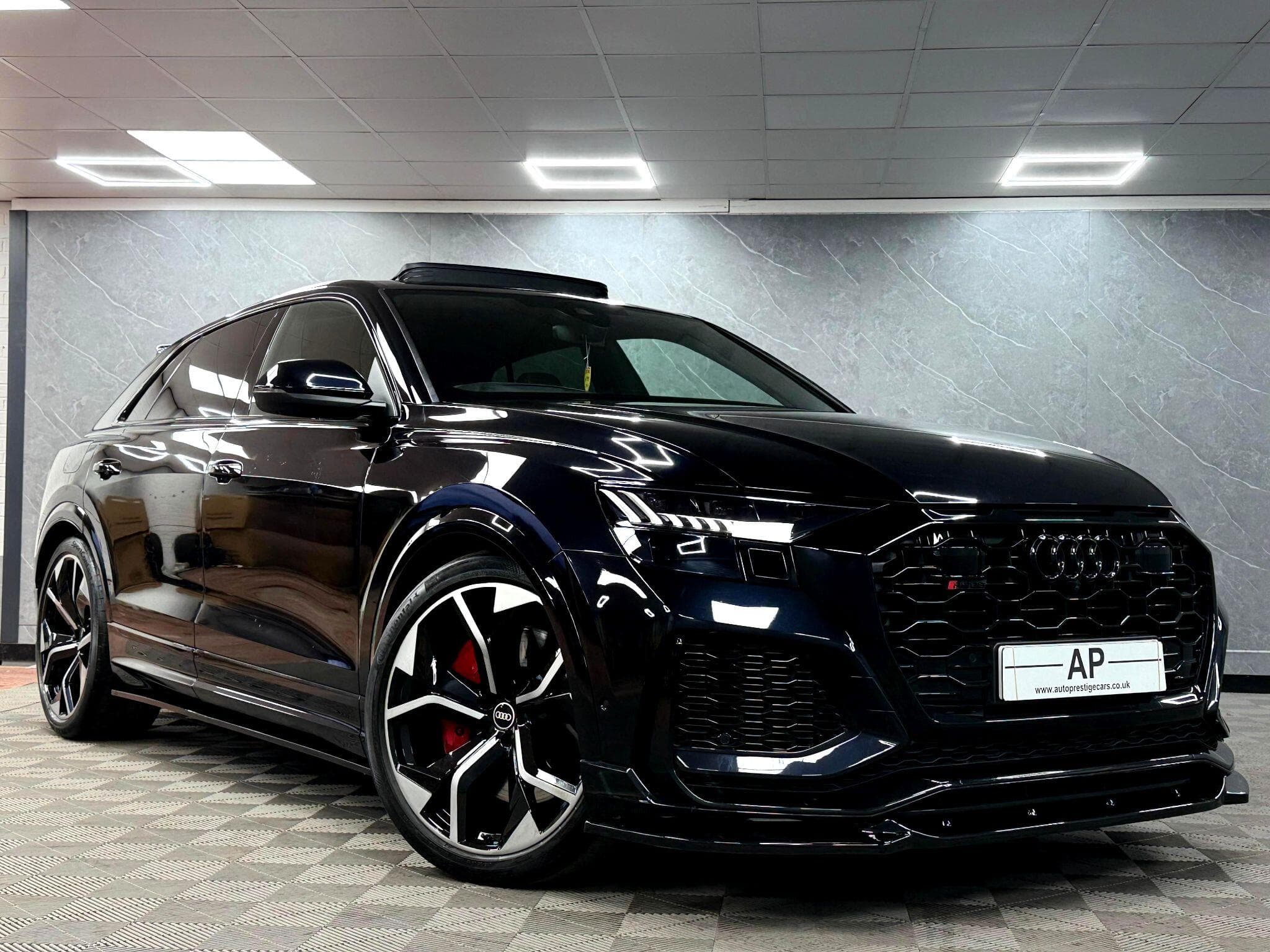 2021 Audi RSQ8 - Thumbnail 3