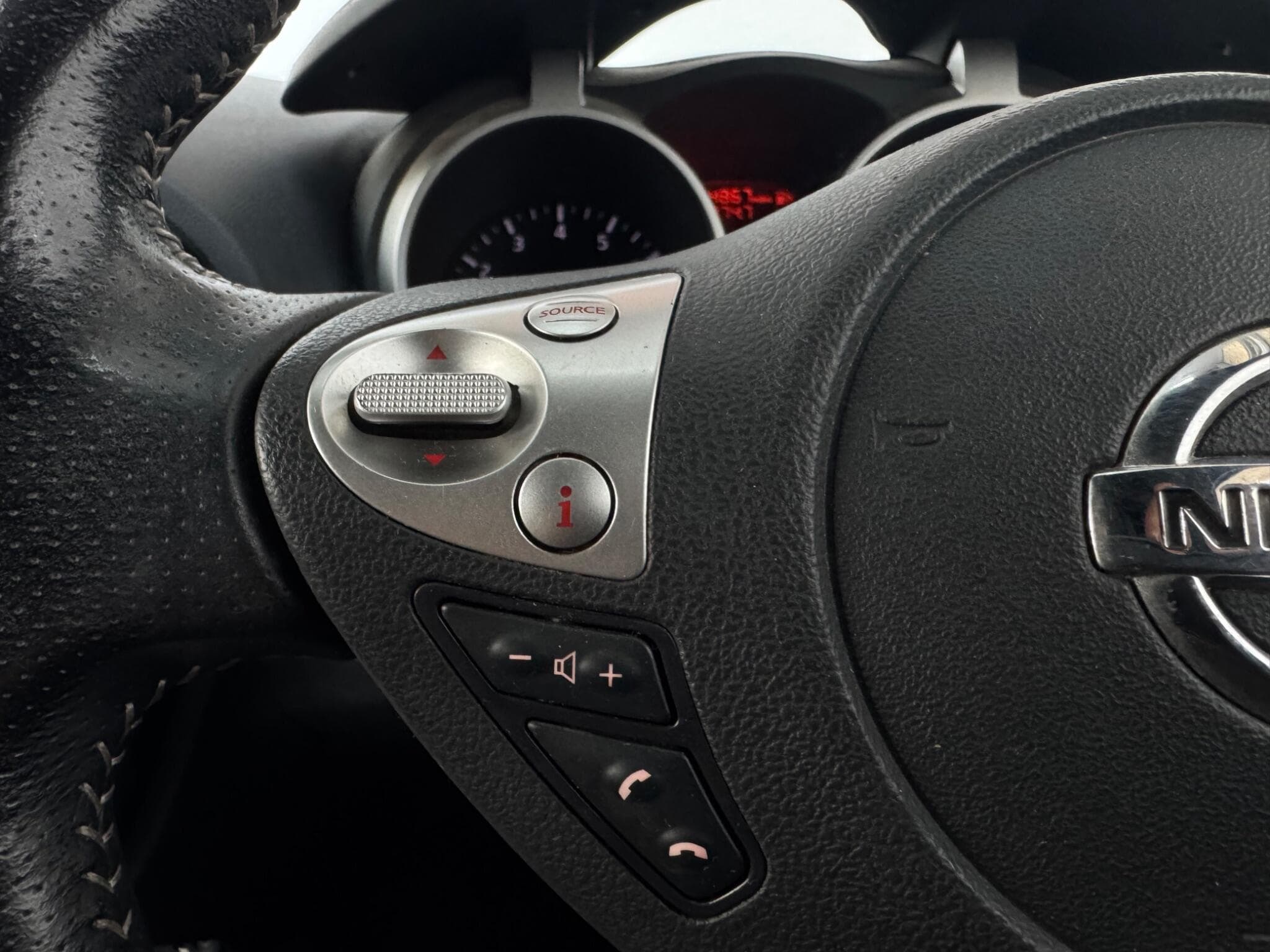 2014 Nissan Juke - Thumbnail 20
