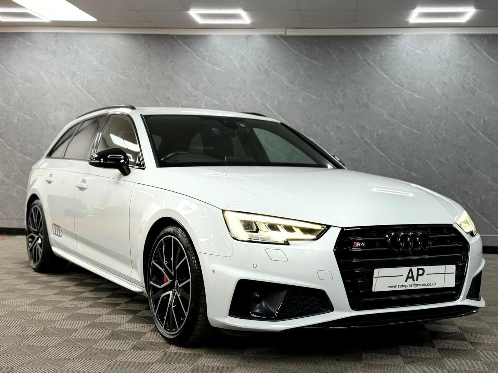 2019 Audi S4 Avant - Thumbnail 6