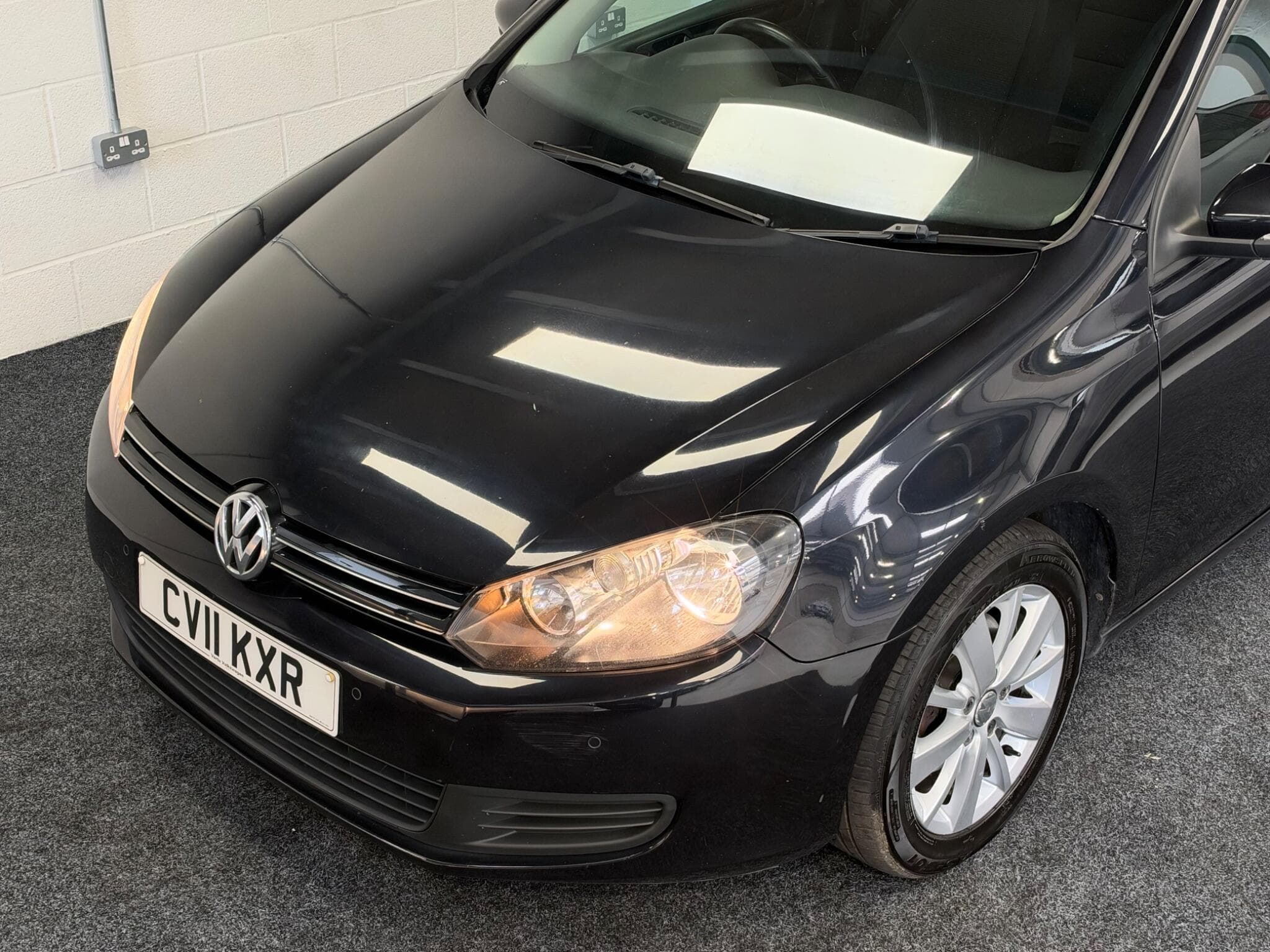 2011 Volkswagen Golf - Thumbnail 5