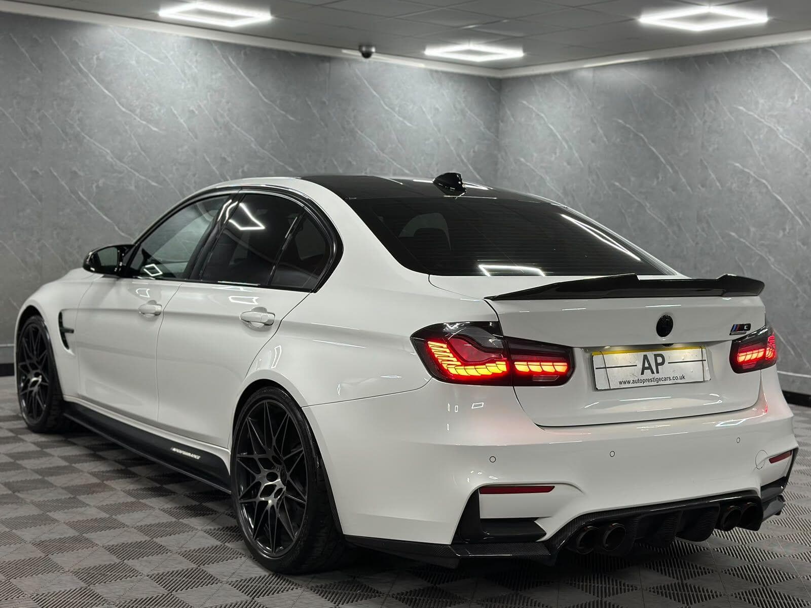 2018 BMW M3 - Thumbnail 38