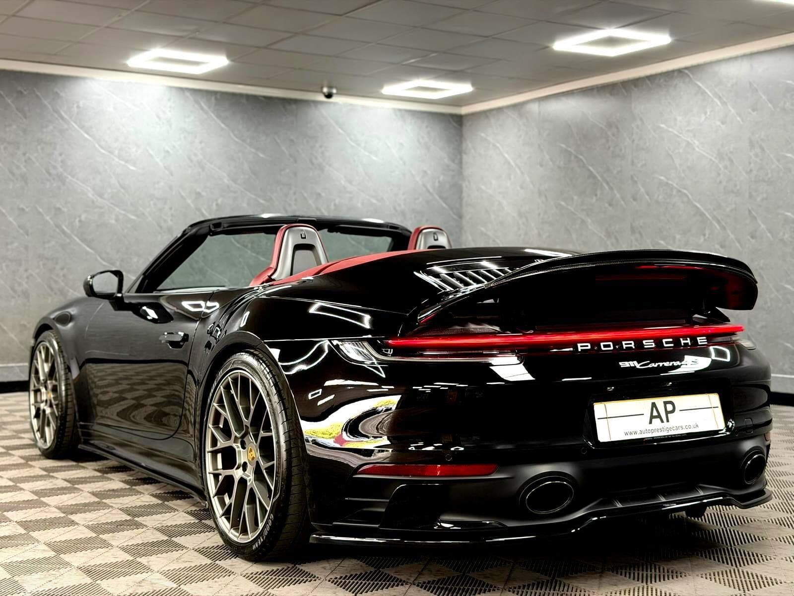 2020 Porsche 911 - Thumbnail 33