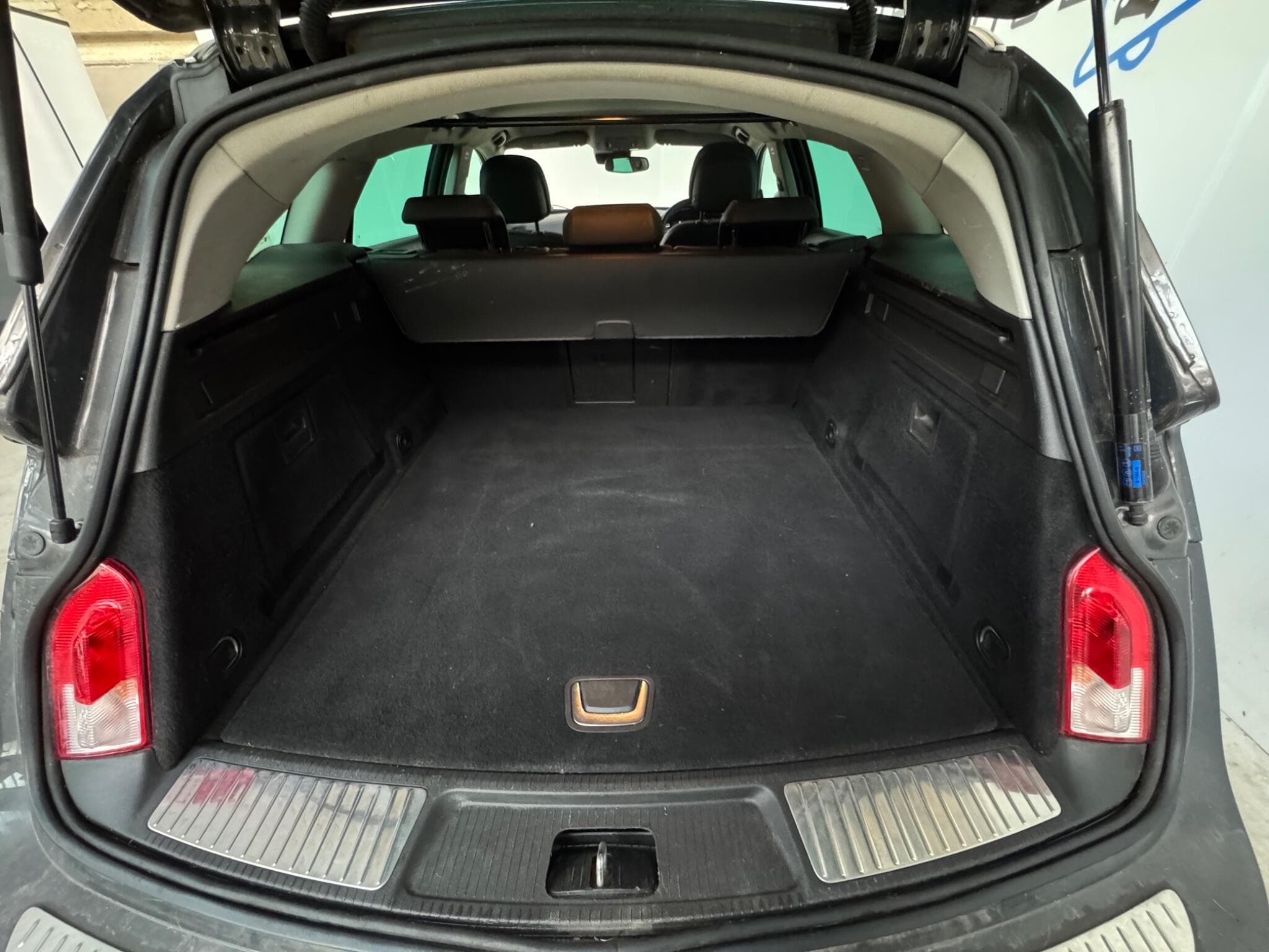 2016 Vauxhall Insignia - Thumbnail 27