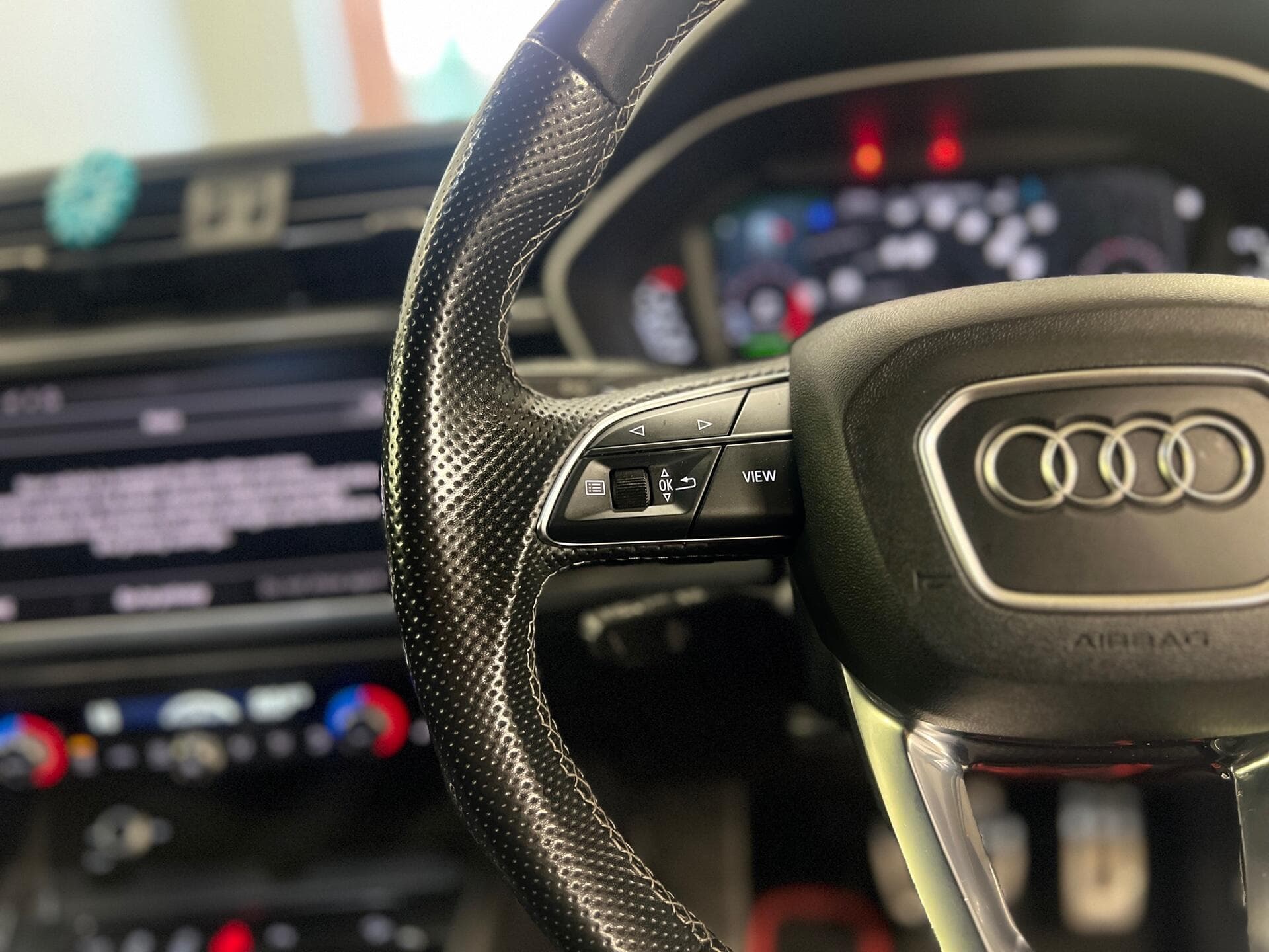 2021 Audi Q3 - Thumbnail 39