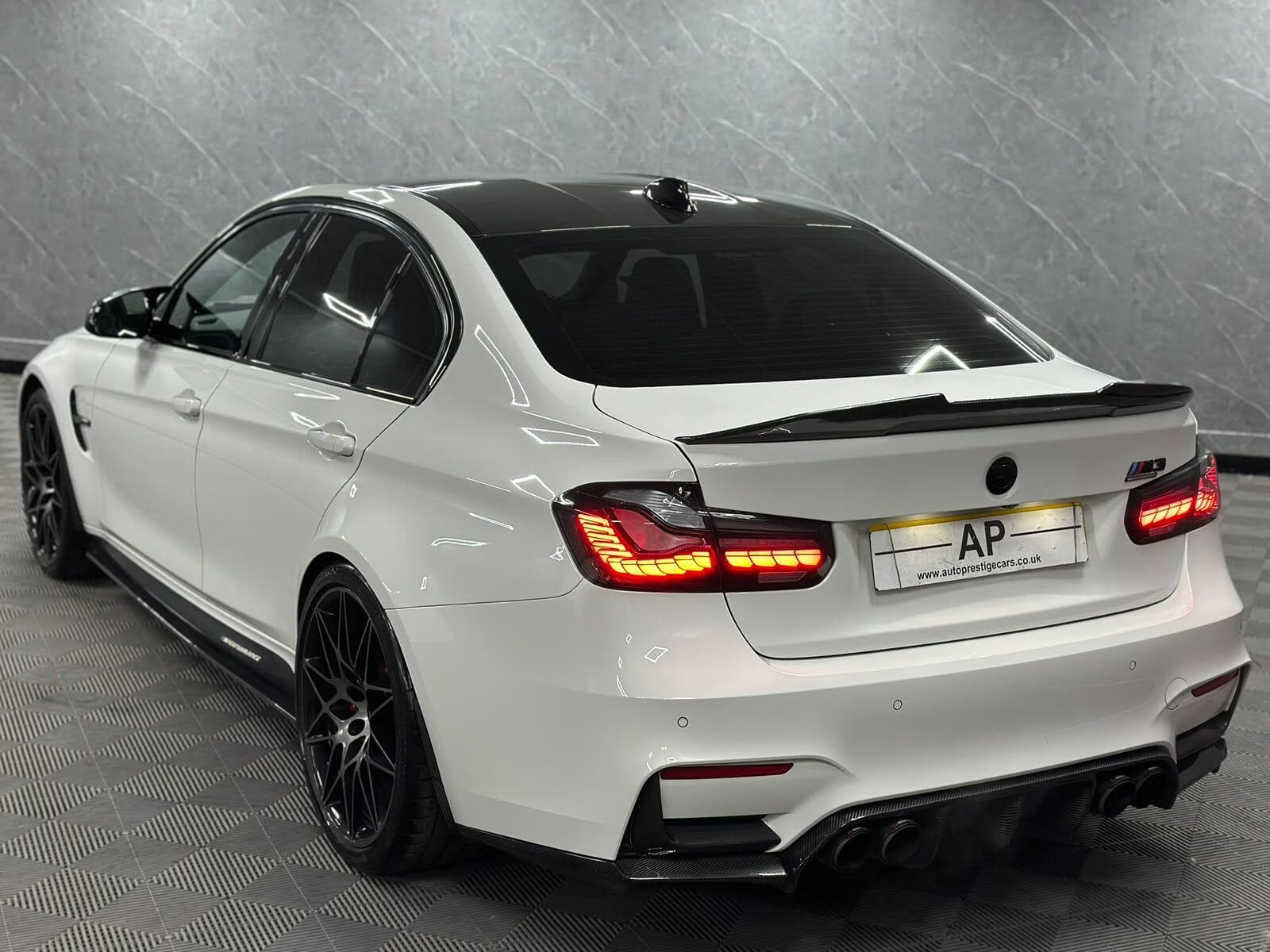 2018 BMW M3 - Thumbnail 61