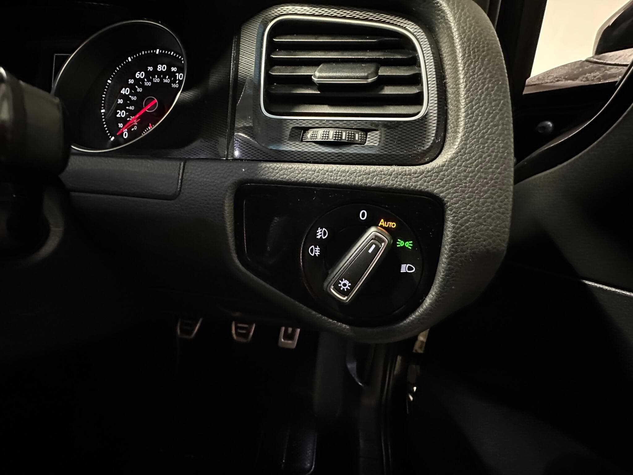 2016 Volkswagen Golf - Thumbnail 22