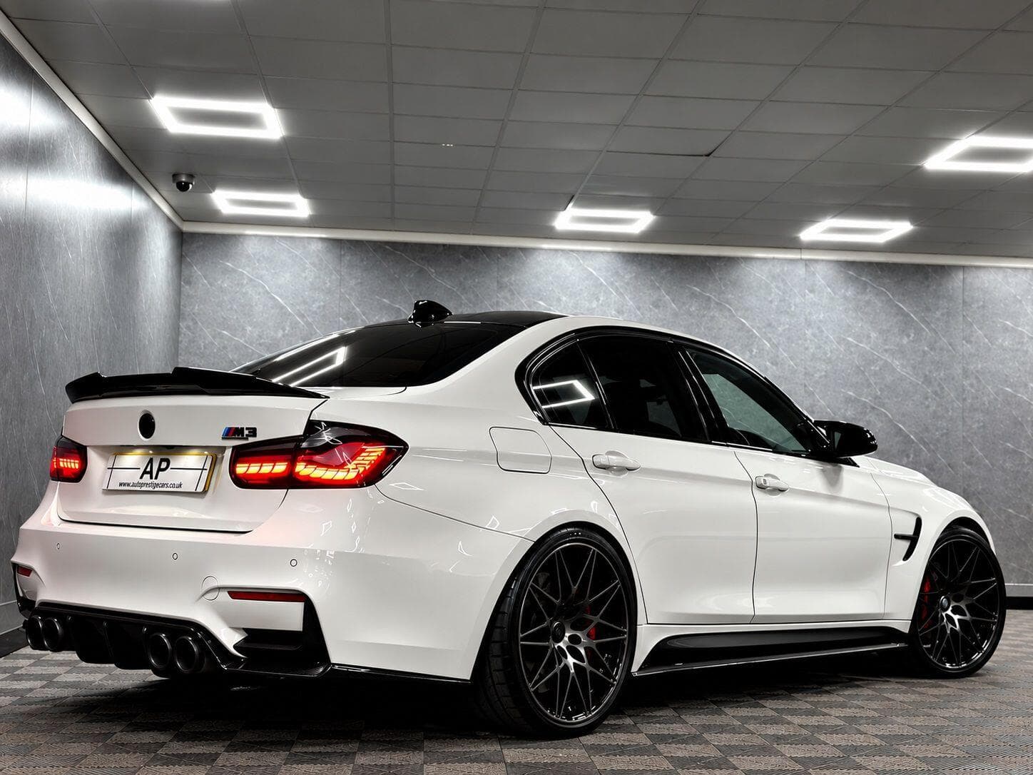 2018 BMW M3 - Image 3