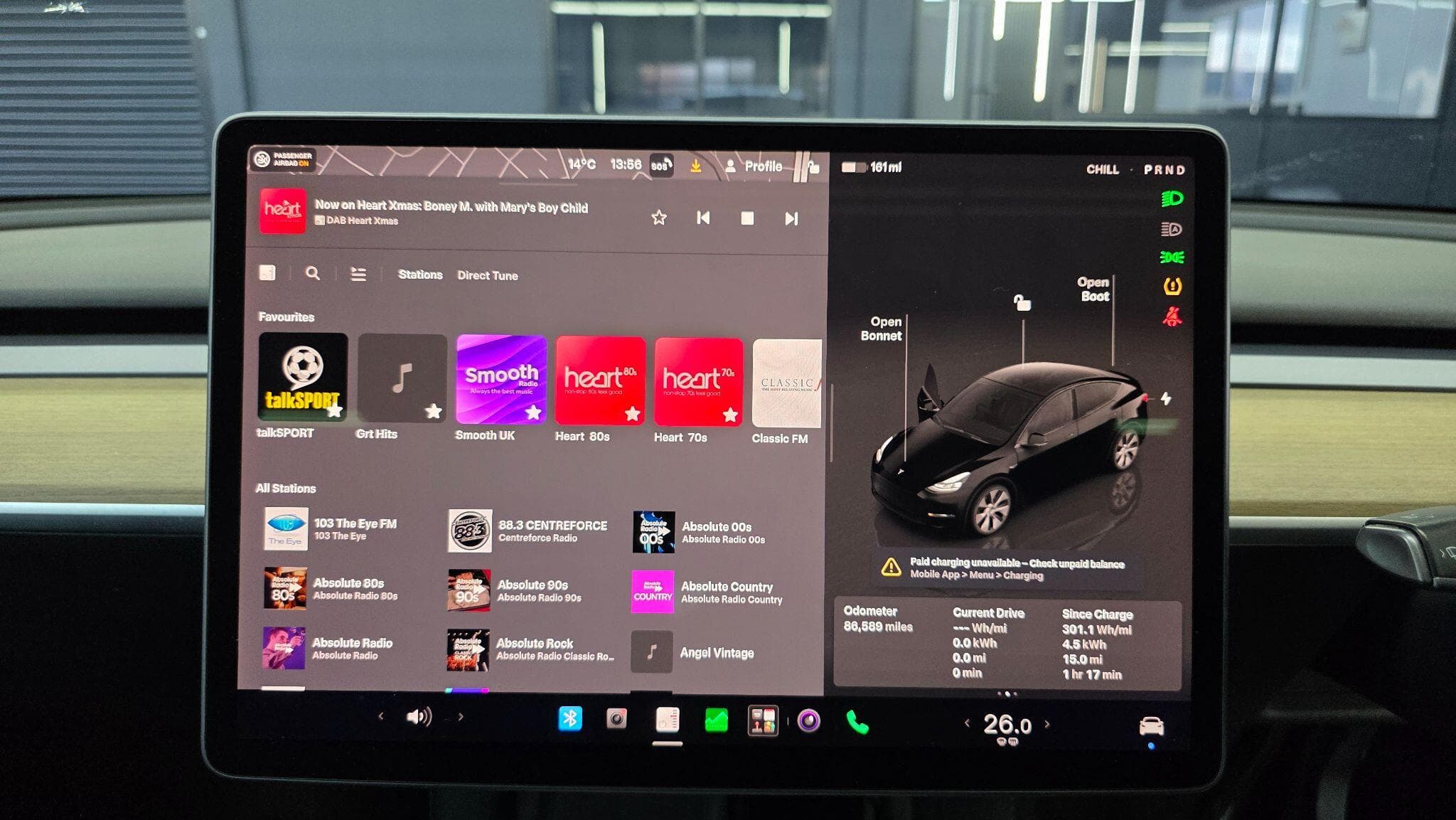2022 Tesla Model Y - Thumbnail 27