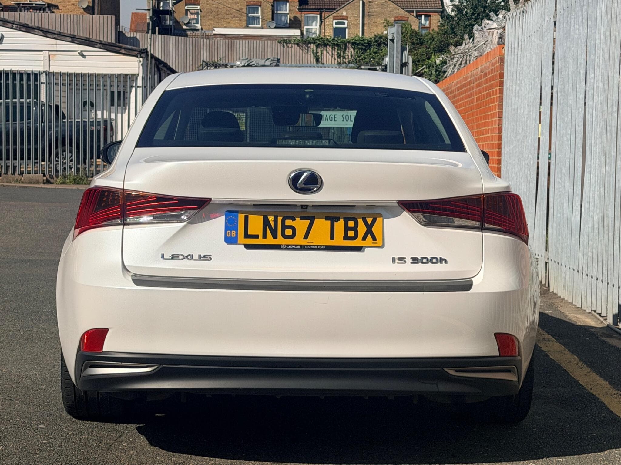 2017 Lexus IS - Thumbnail 11