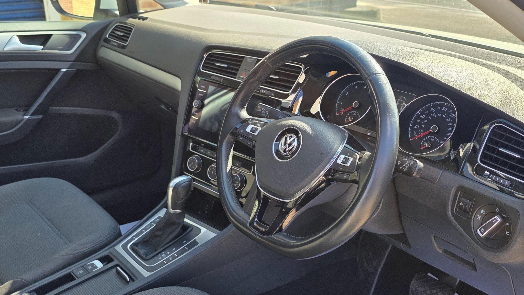 2015 Volkswagen Golf - Thumbnail 13