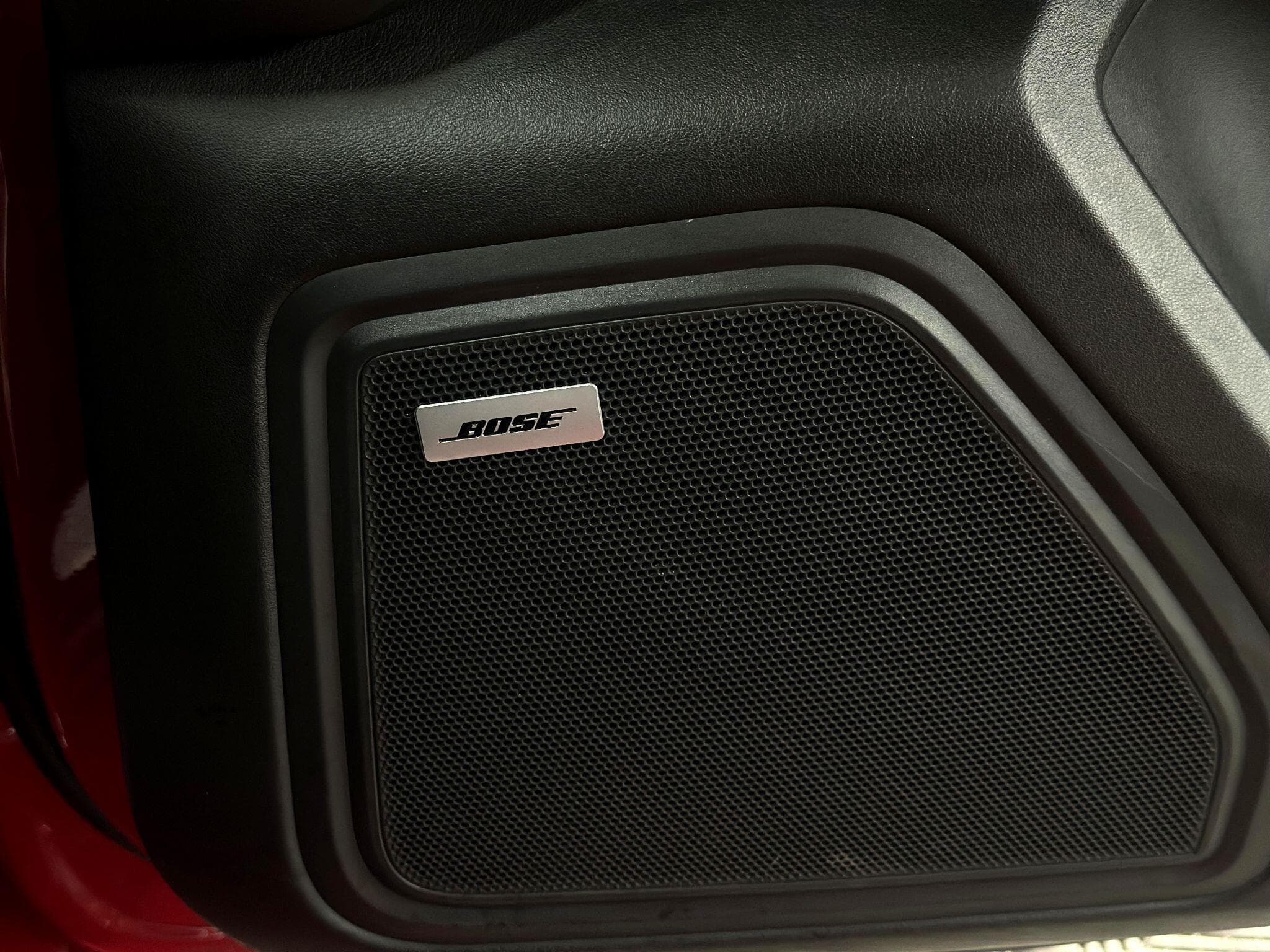 2016 Porsche Macan - Thumbnail 39