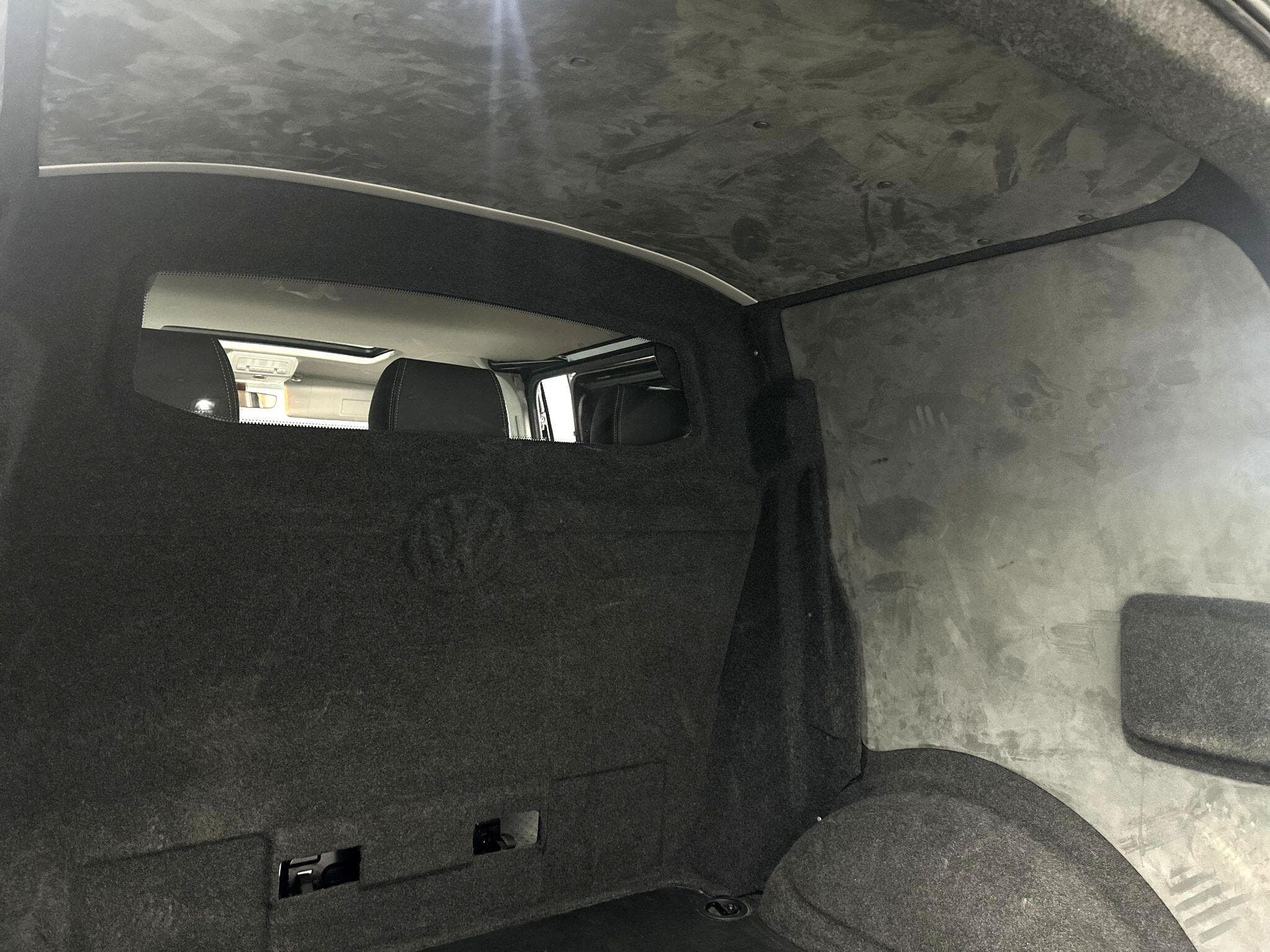 2016 Volkswagen Transporter - Thumbnail 30