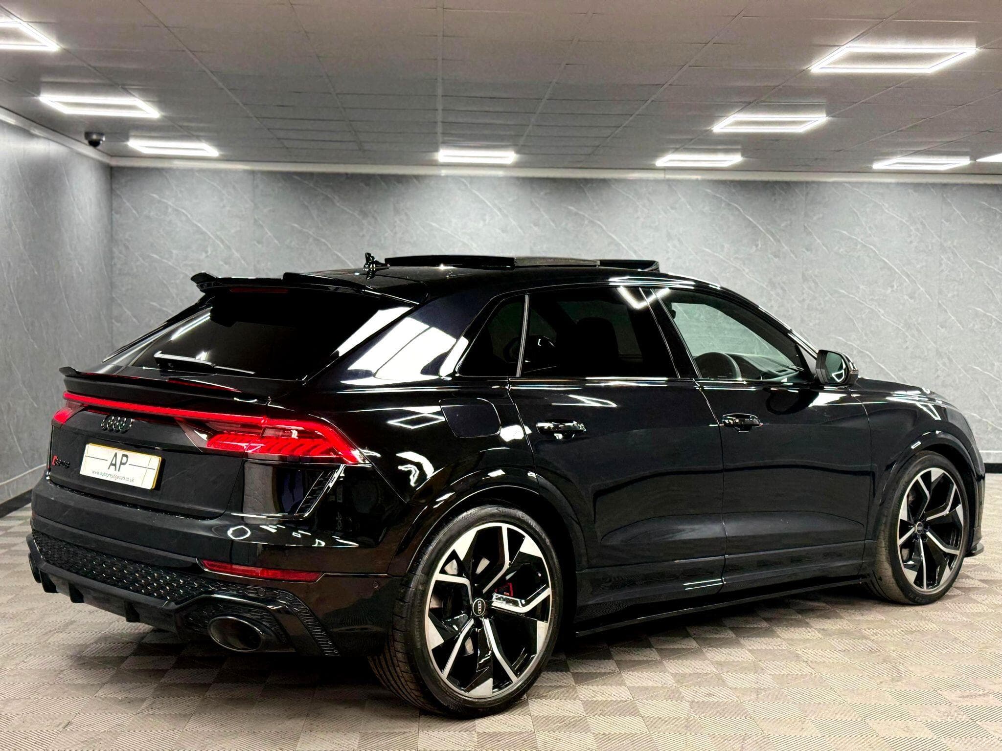 2021 Audi RSQ8 - Thumbnail 30